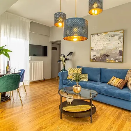 Luxury Penthouse Near The Center